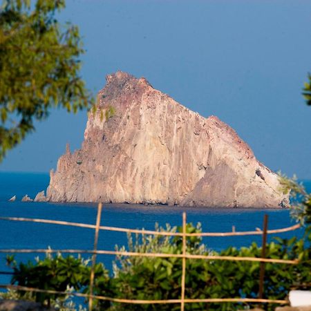 Hotel Tesoriero Panarea Exterior foto